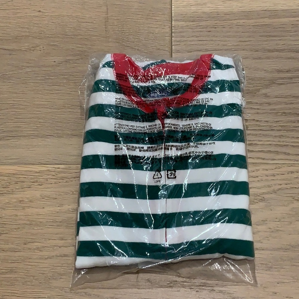Old Navy Green/White Stipe One Piece PJs - 4T